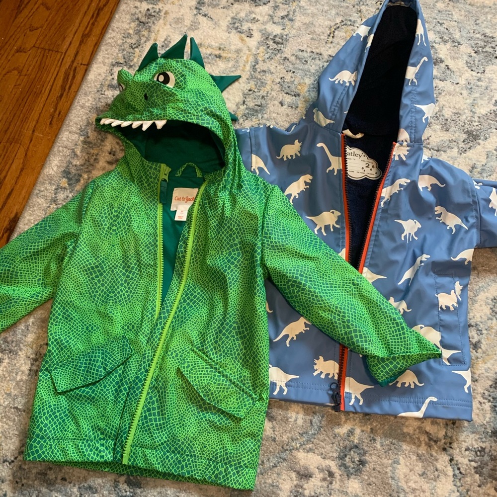 Child’s size 3t rain jacket